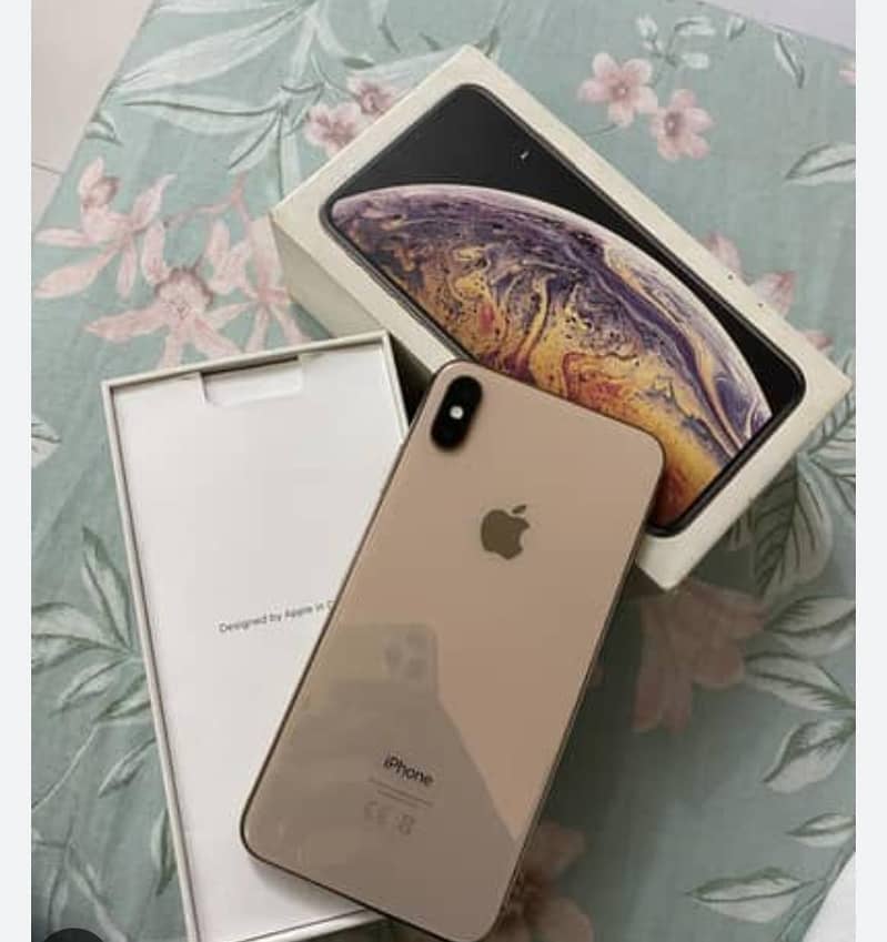 Apple iPhone XS Max 0
