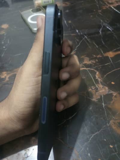 Apple iPhone 14