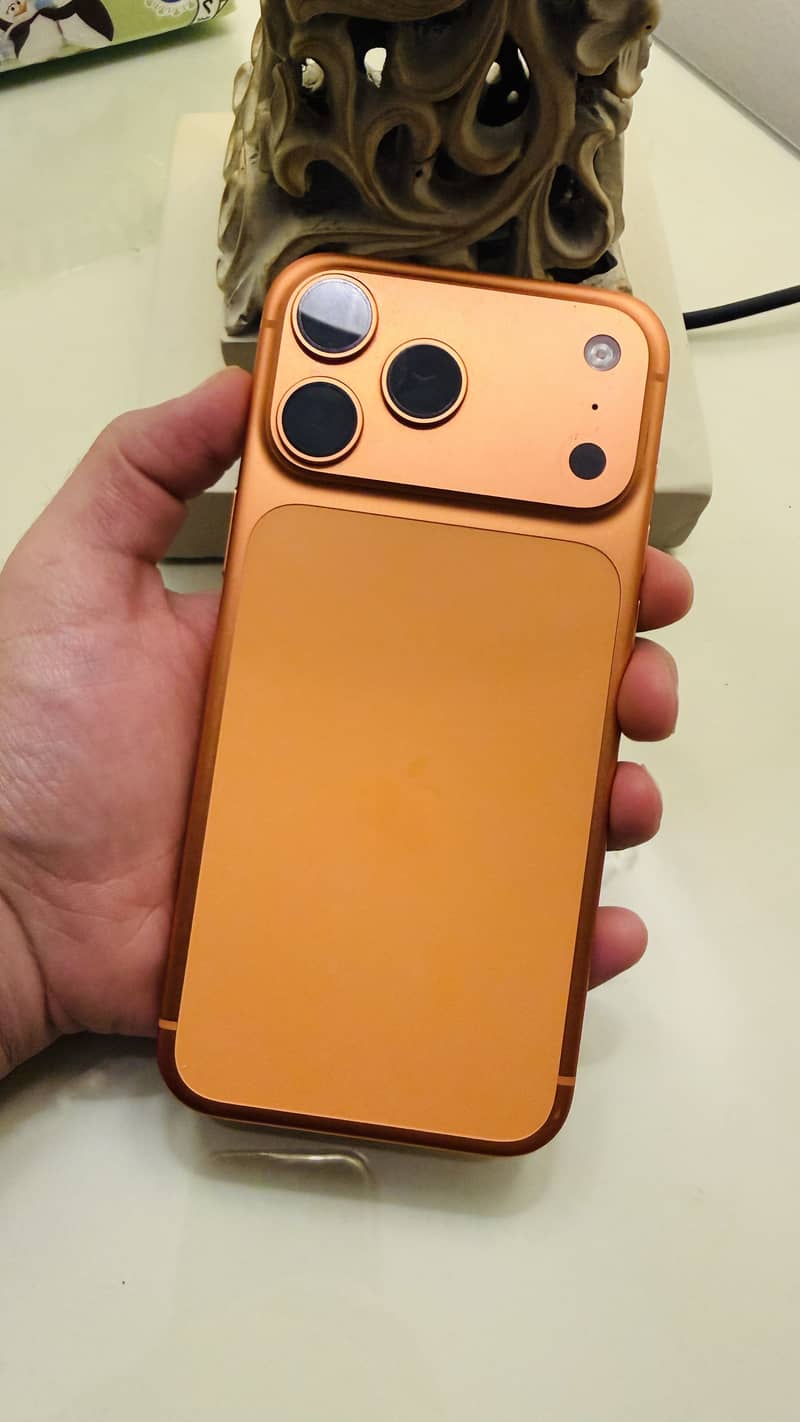Apple iPhone 17 Pro Max 0