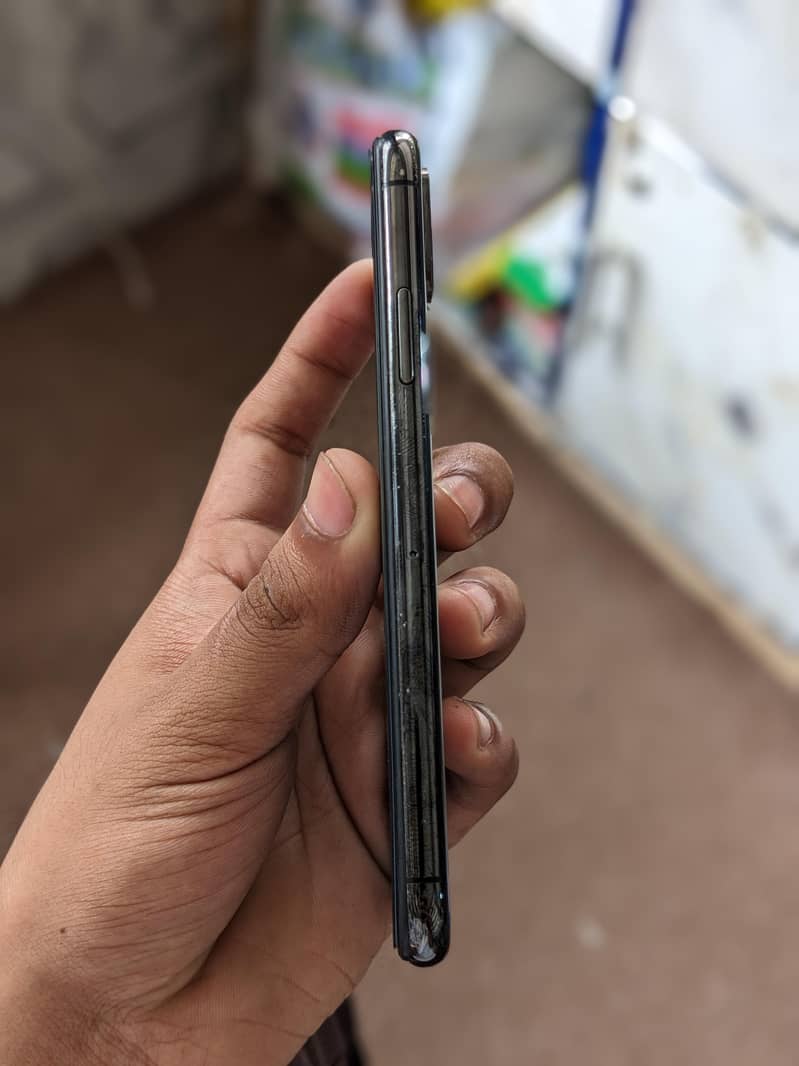 Apple iPhone XS 2