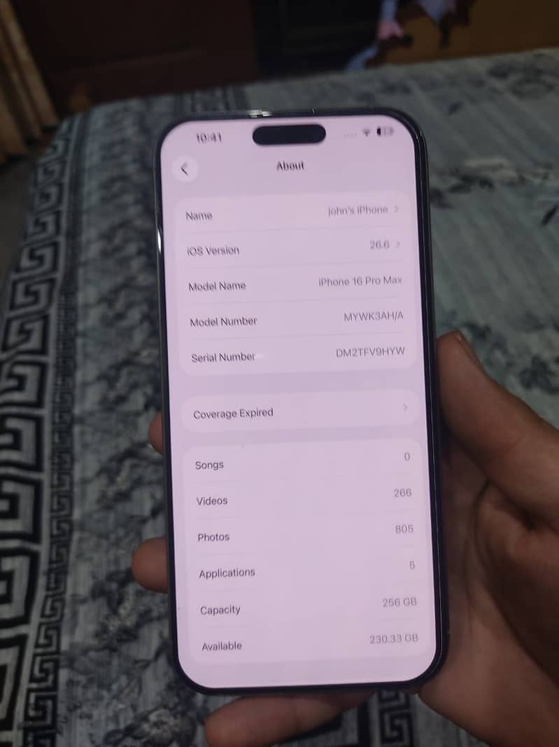 Apple iPhone 16 Pro Max 4