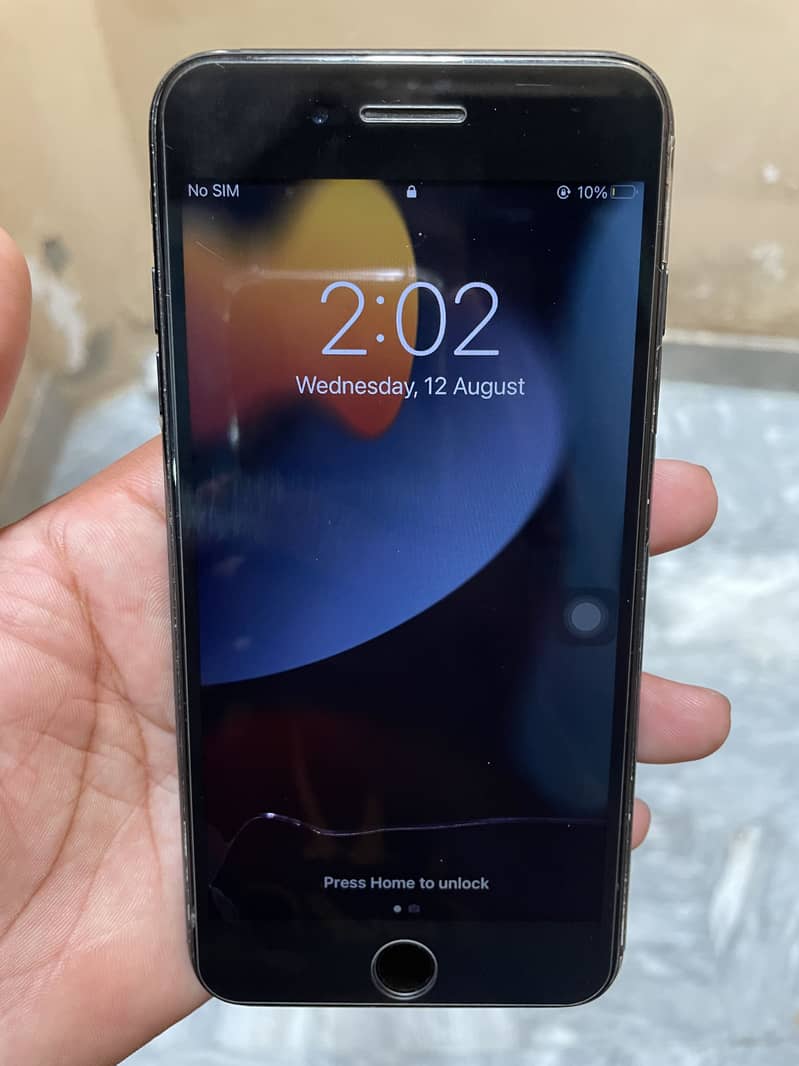 Apple iPhone 7 Plus 0