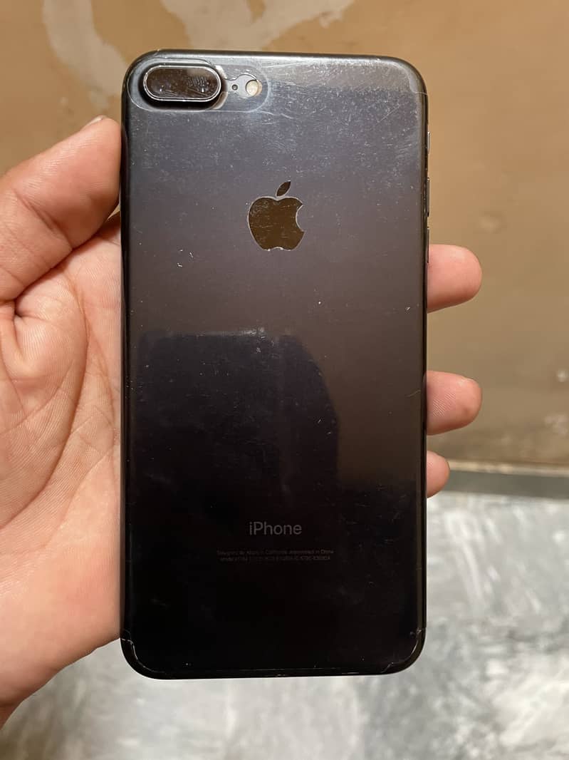 Apple iPhone 7 Plus 7