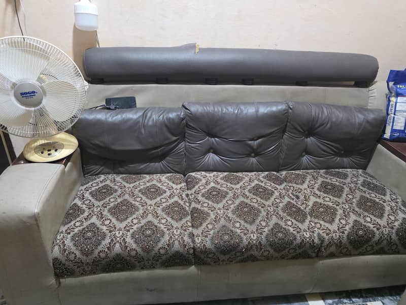 6 seater sofa set with table 1