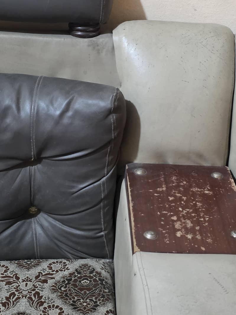 6 seater sofa set with table 4