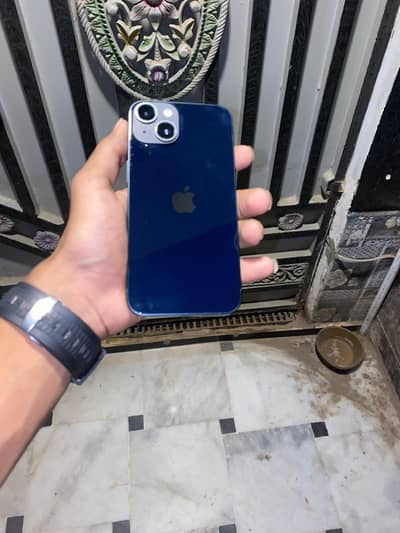 Apple iPhone 14
