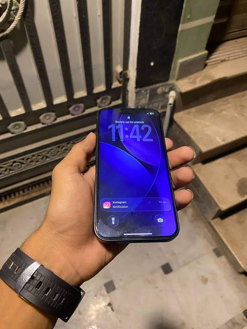 Apple iPhone 14 5