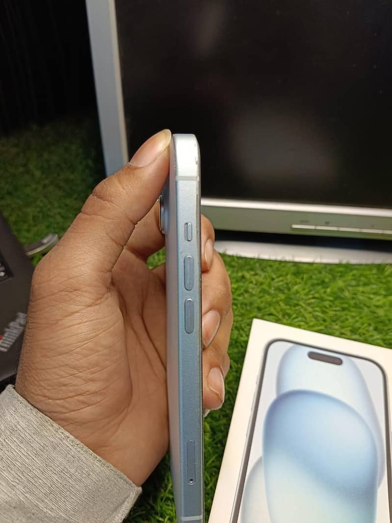 Apple iPhone 15 0