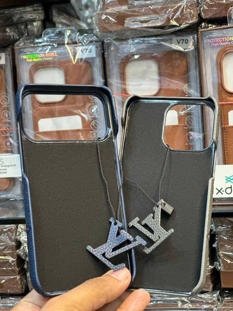 Lv Branded case 2