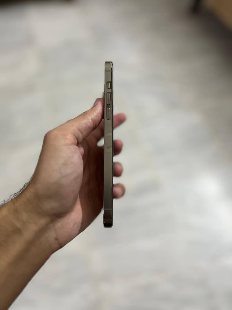 Iphone 14 Pro Max JV 3