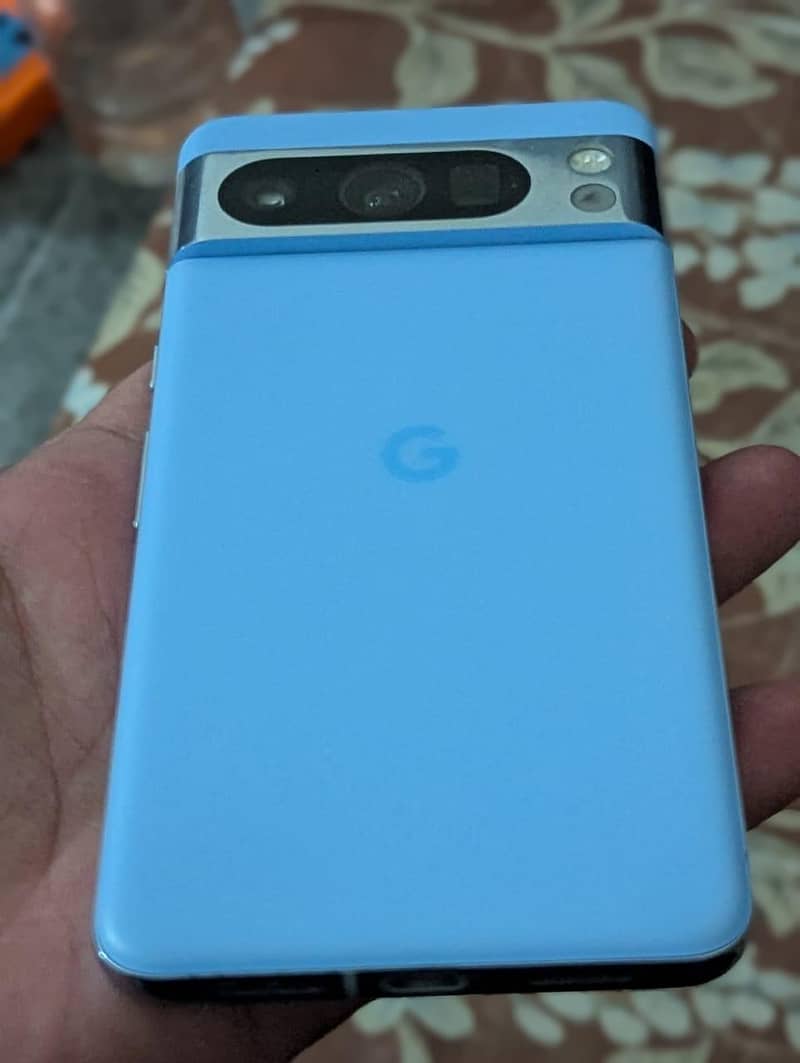 Google Pixel 8 Pro 1