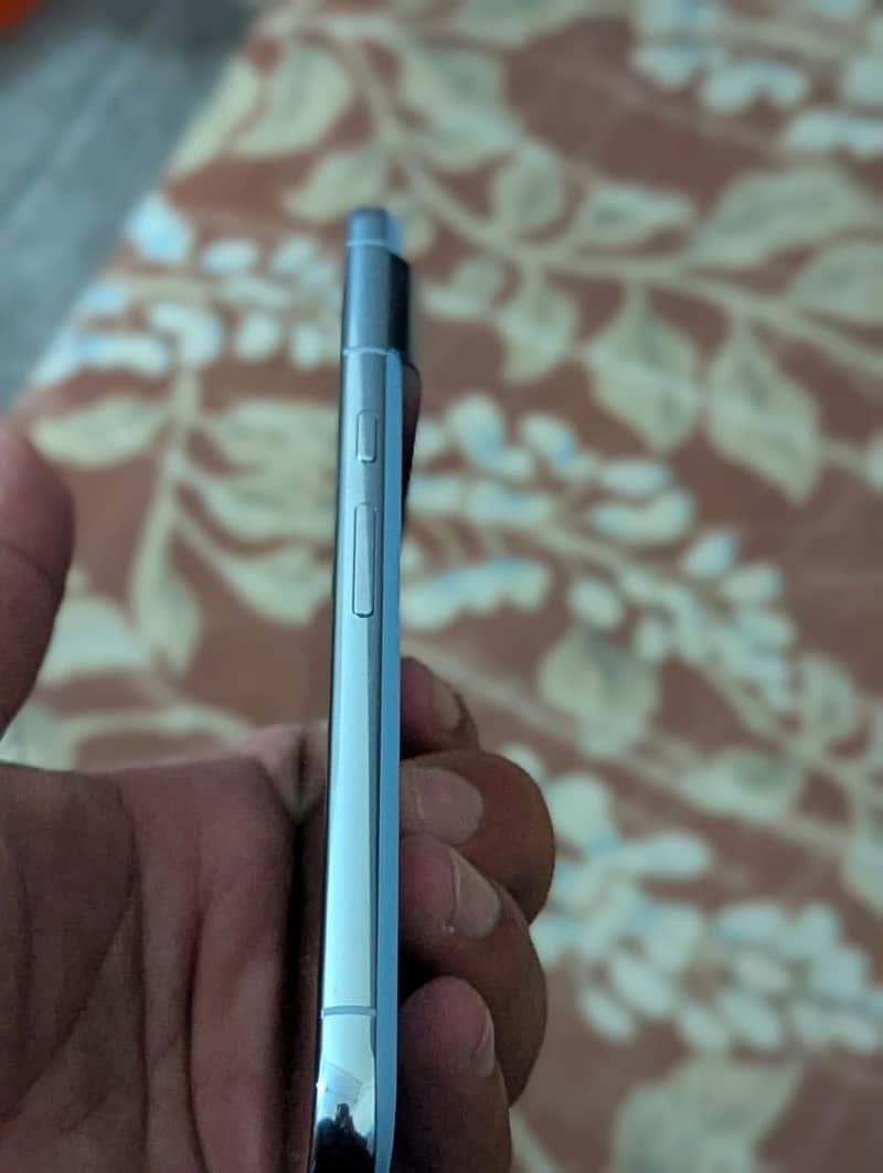 Google Pixel 8 Pro 9