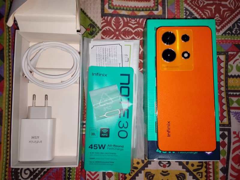 Infinix Note 30 4