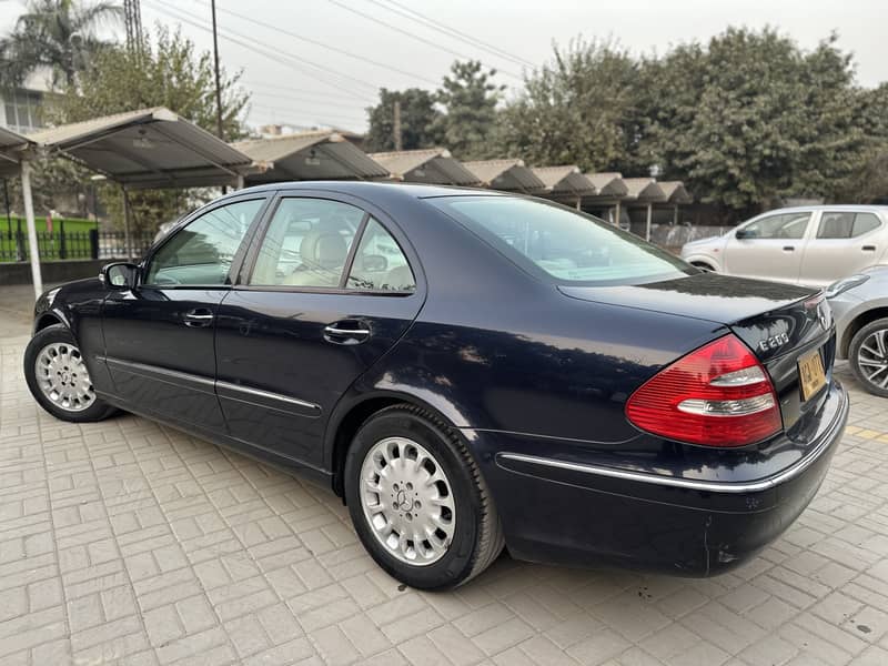 Mercedes E Class 2004 6