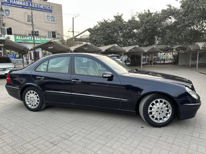 Mercedes E Class 2004 9