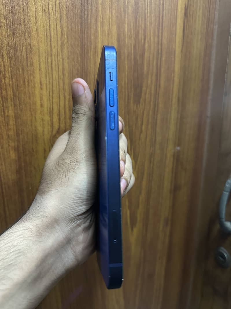 Iphone 12 3