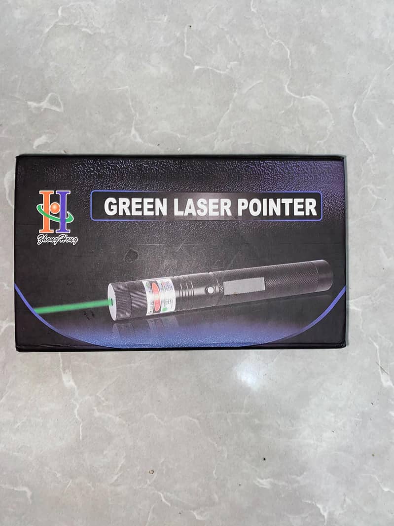 Green Laser Pointer With Box – Good Condition 0