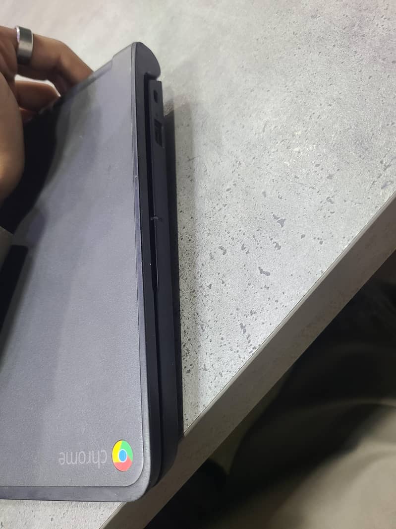 chrome book 0