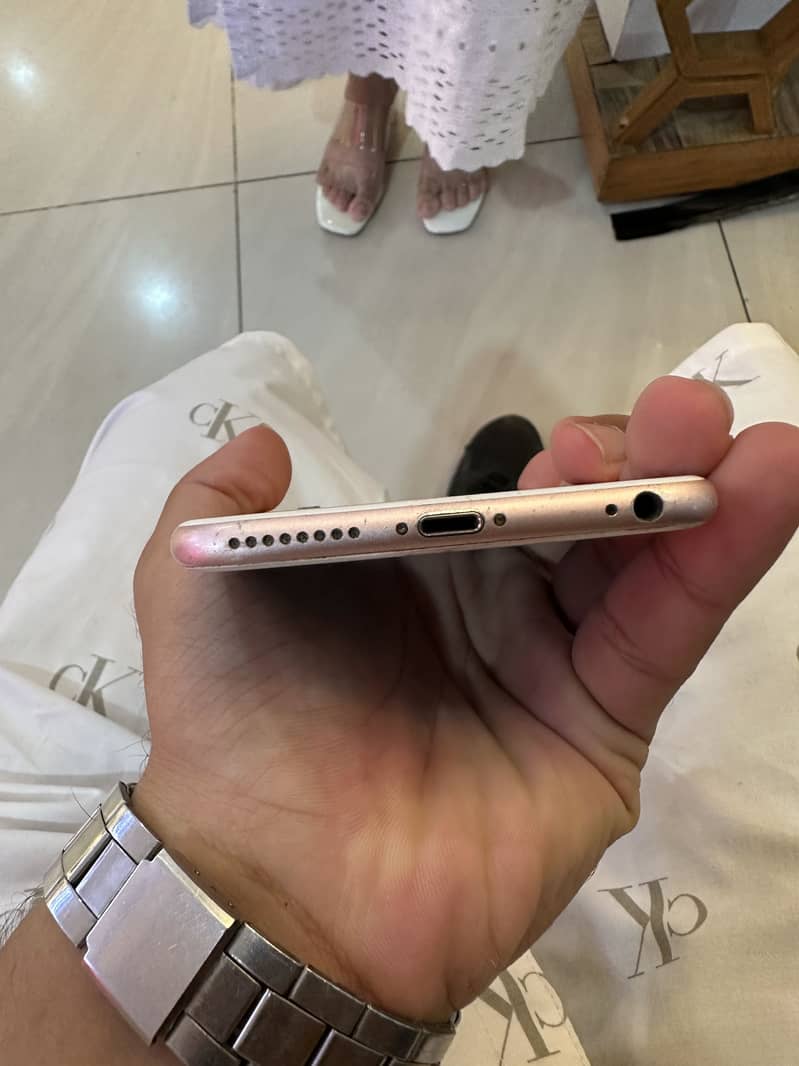 Apple iPhone 6S Plus 3