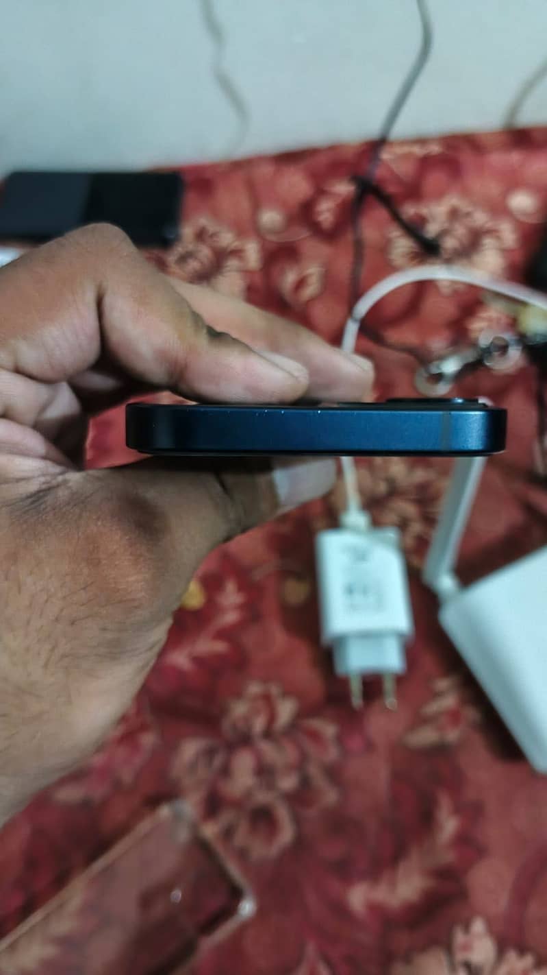 Apple iPhone 12 mini 3