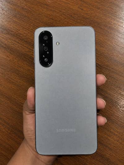 Samsung Galaxy A17 256GB — Excellent Condition | Box Available