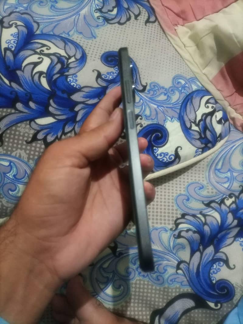 Realme C53 3