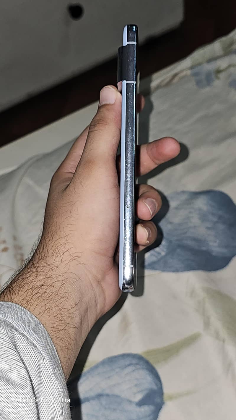 Google pixel 8 pro 2