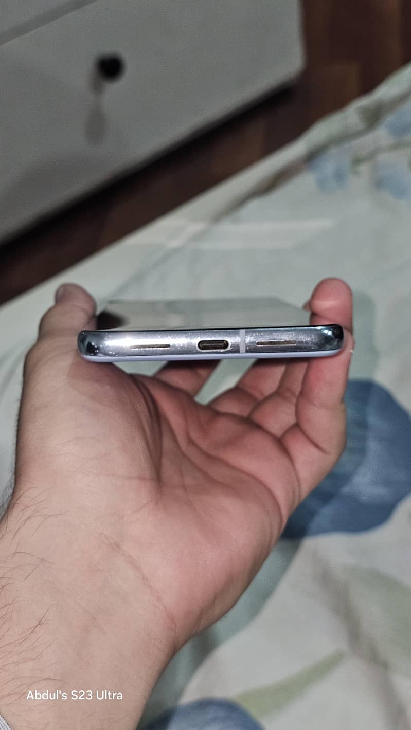 Google pixel 8 pro 3