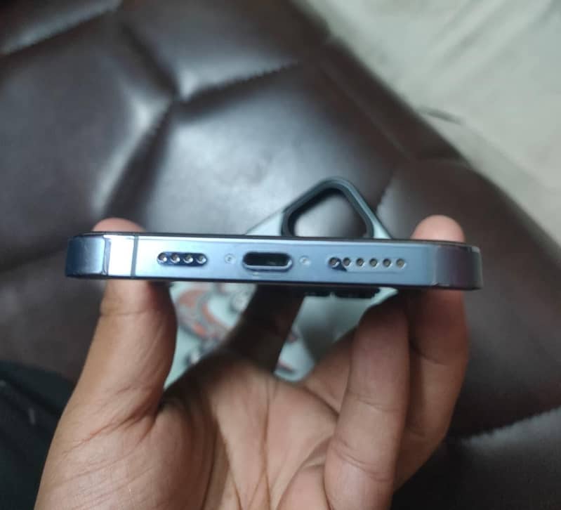 Apple iPhone 13 Pro Max 7