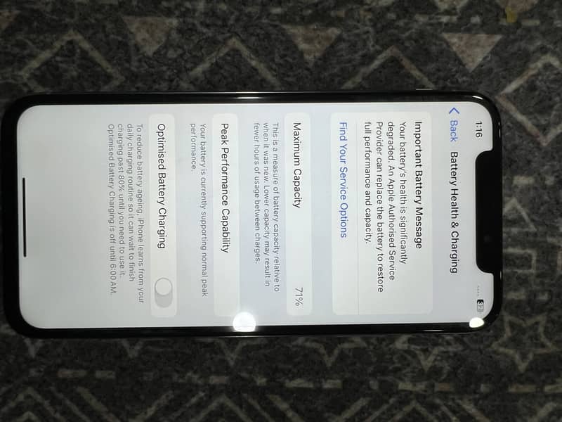 Apple iPhone XS 4