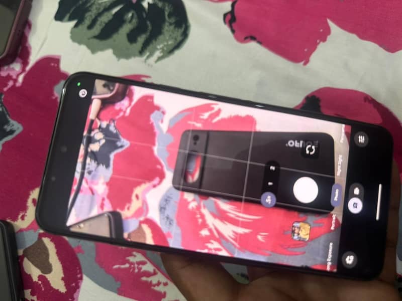 Google Pixel 8 (8/128) 3