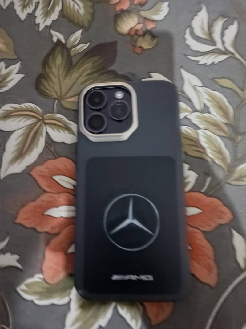 Apple iPhone 14 Pro Max 0