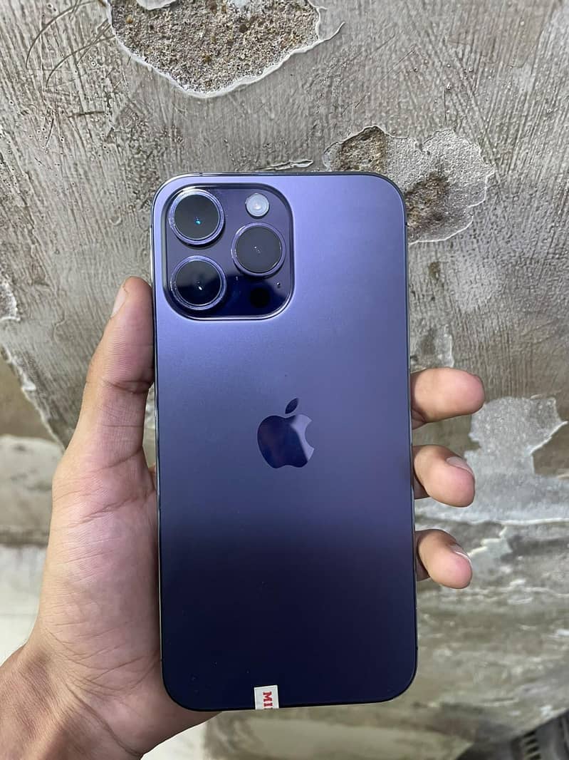 iPhone 14 pro max 0
