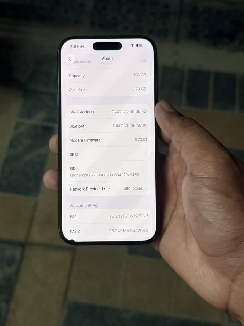 Apple iPhone 15 Pro 9
