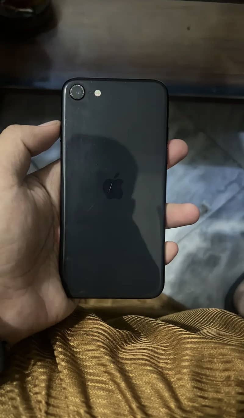 Apple iPhone SE 0