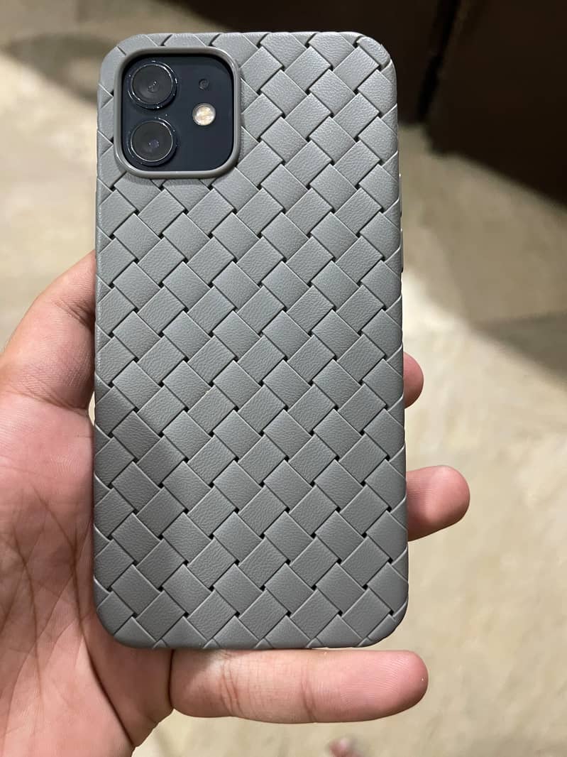 Apple iPhone 12 2