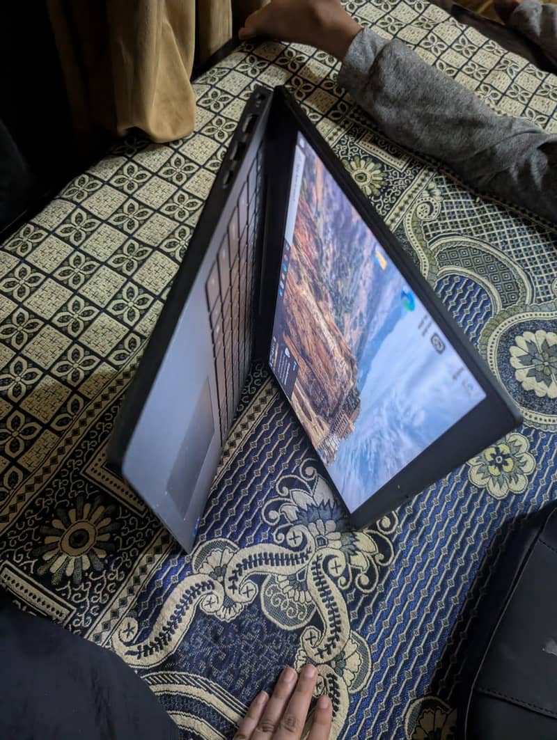 laptop 3