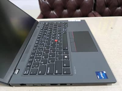 LENOVO THINKPAD T14 GEN 4/ i5-13th gen