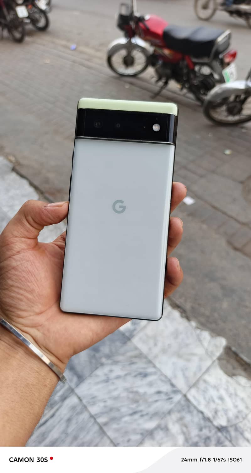 Google Pixel 6 6
