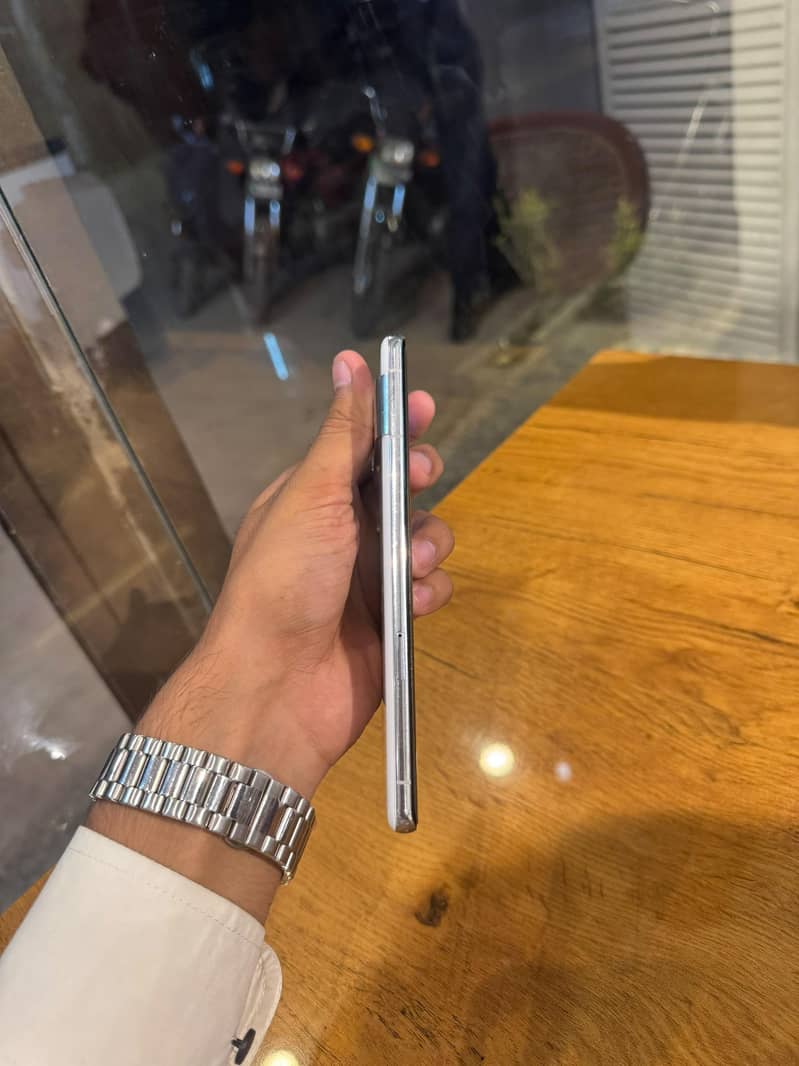 Google Pixel 7 Pro 2