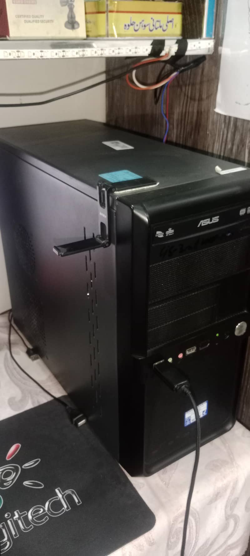 Desktop Computer 4