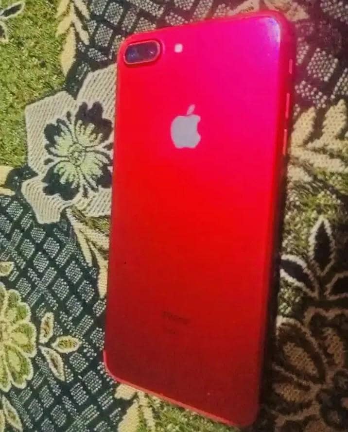 Apple iPhone 7 Plus 3