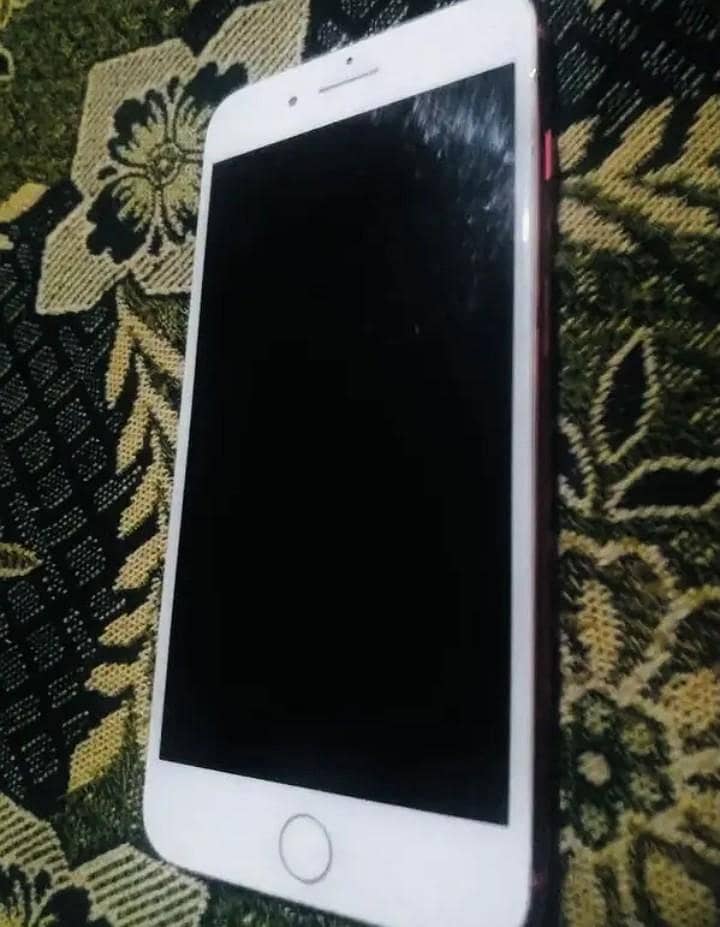 Apple iPhone 7 Plus 4