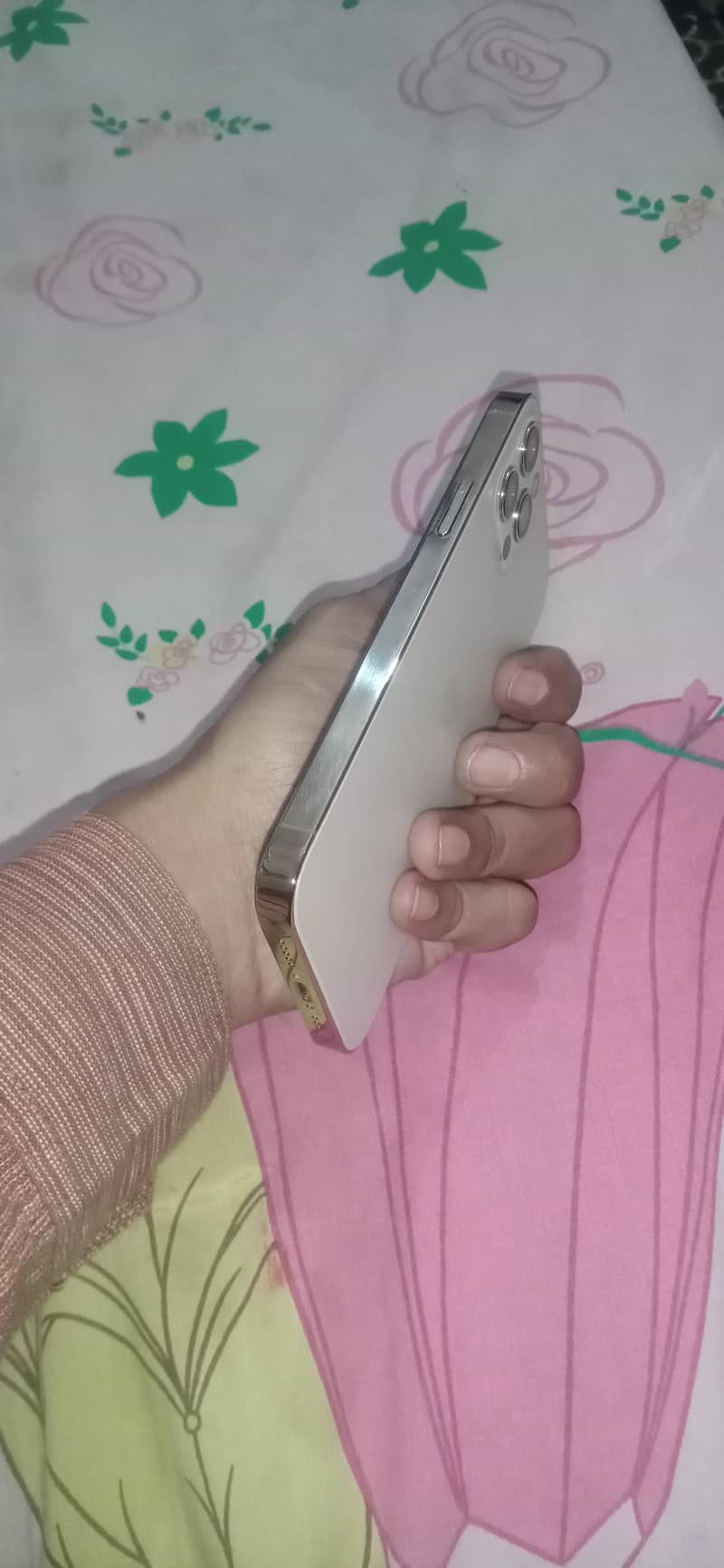 Apple iPhone 12 Pro 2