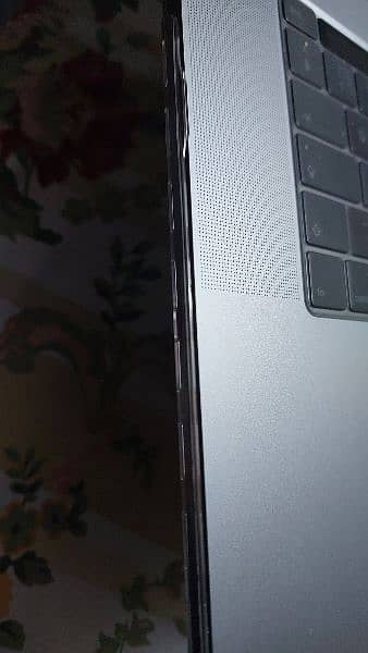 MacBook Pro 16-inch, 2019 8