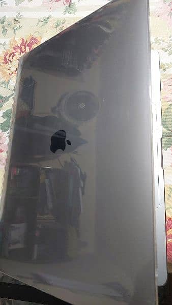 MacBook Pro 16-inch, 2019 9