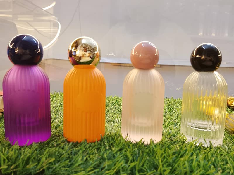 Empty perfume bottle 0