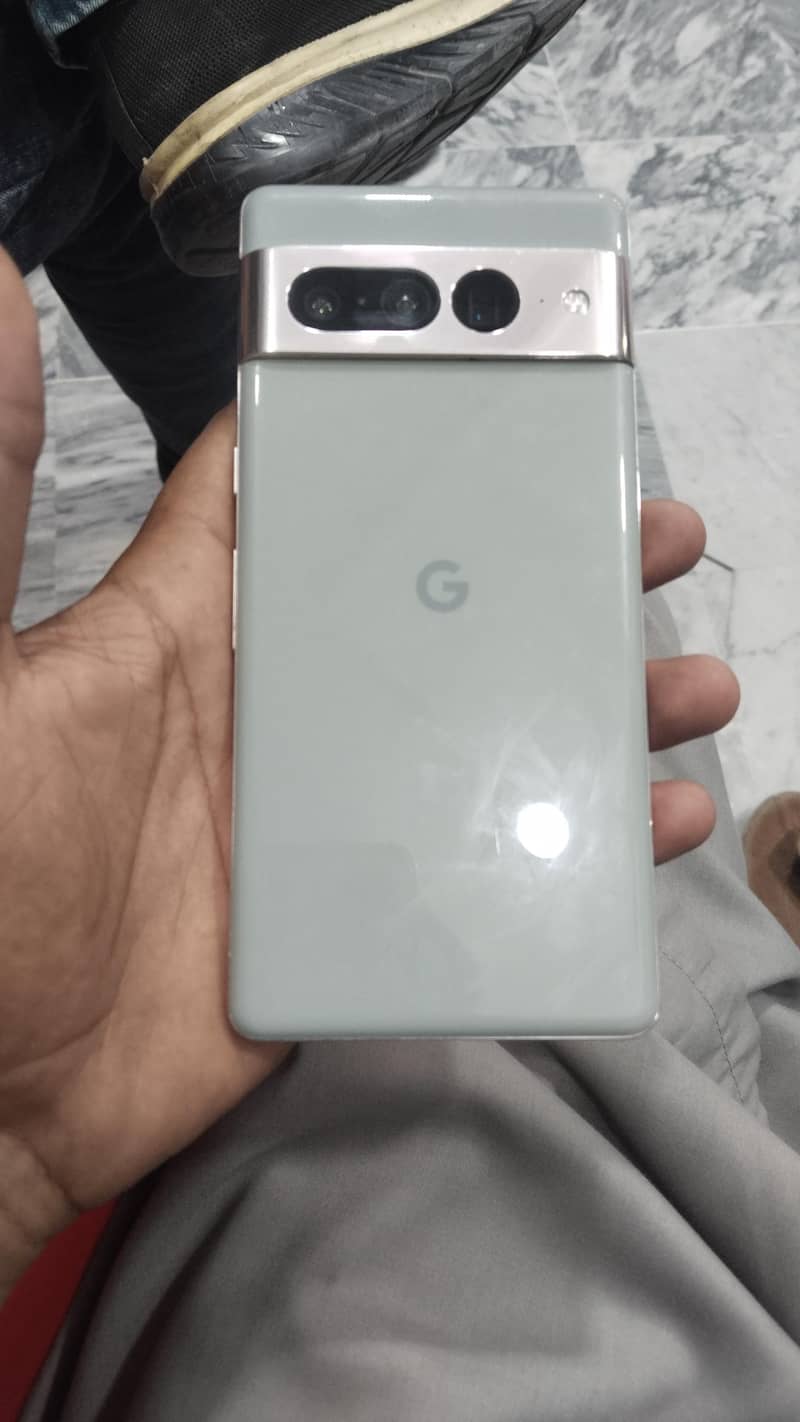 Google Pixel 7 Pro 2