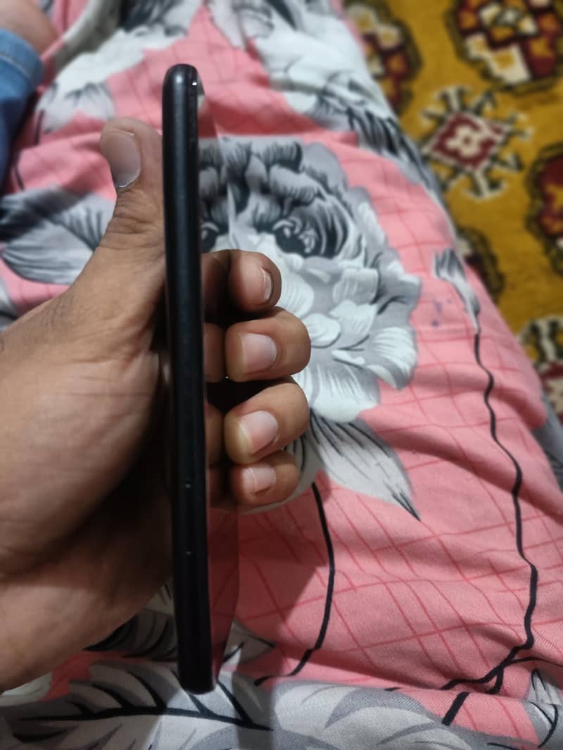 Google Pixel 4a 1