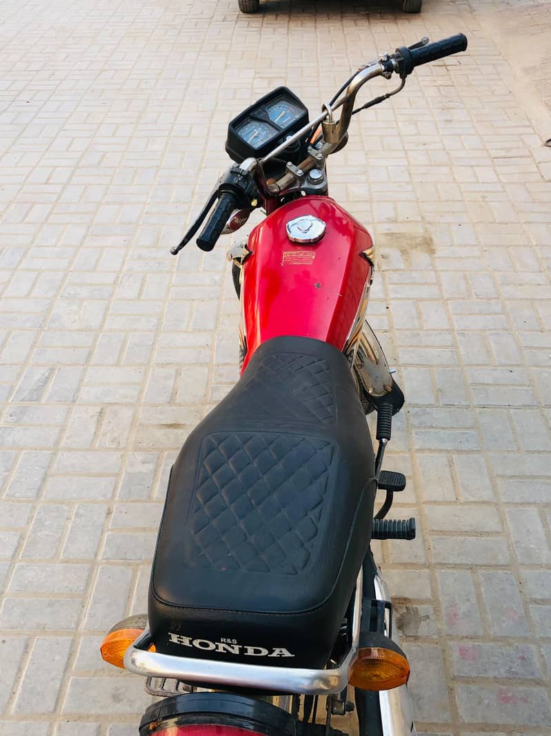 Unique 125 model 2015 0